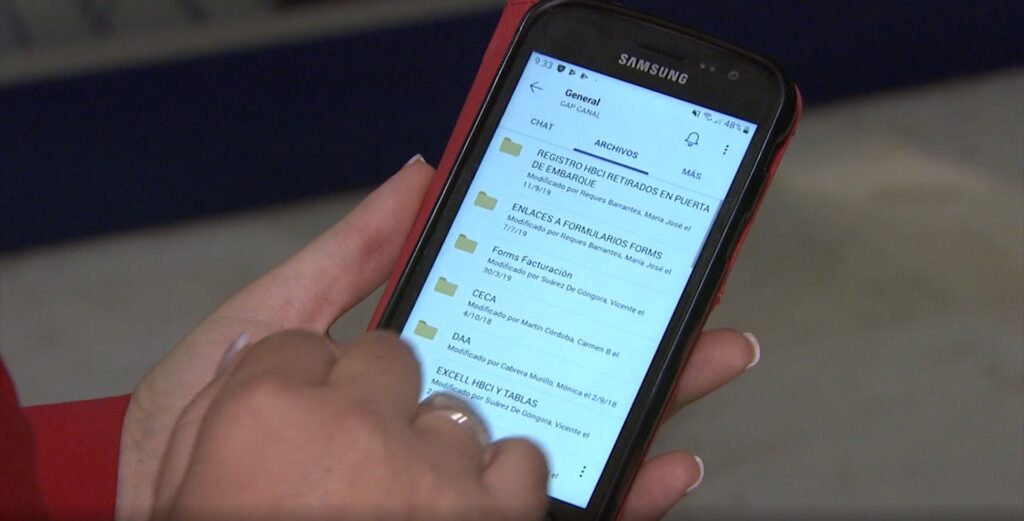 Iberia y Samsung se unen en la digitalización de los servicios en aeropuertos españoles