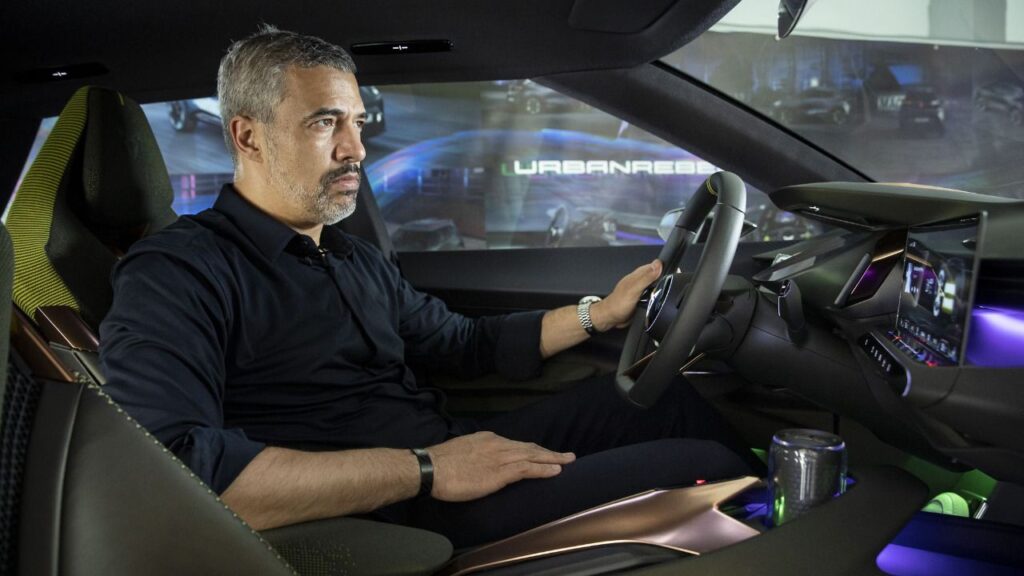 Cupra muestra su nueva visión del interior con la tecnología como protagonista