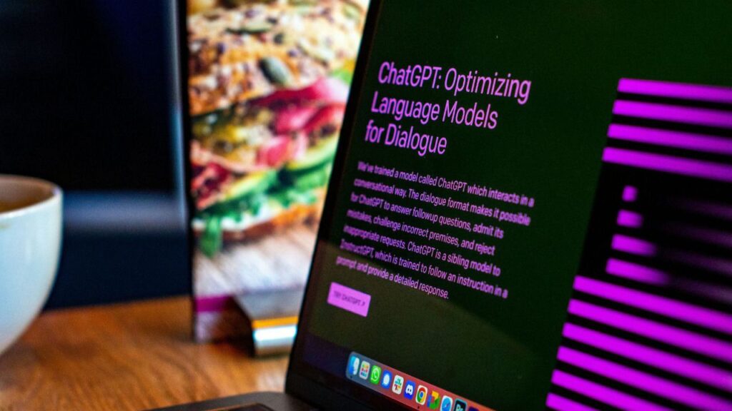 La prensa estadounidense demanda a OpenAI por el uso de sus contenidos para entrenar a sus modelos de IA generativa