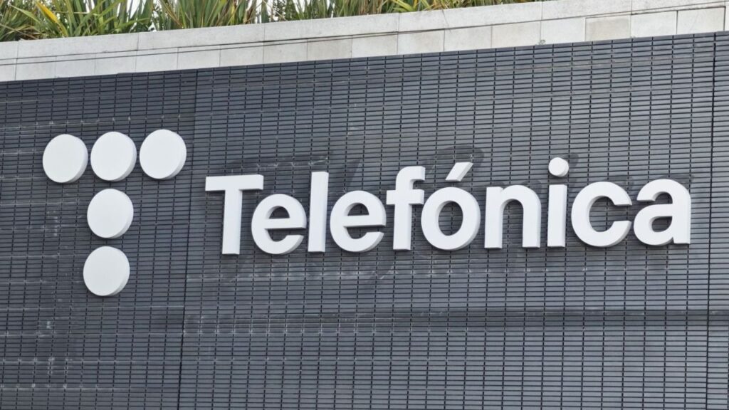 La SEPI amplía al 6% su participación en Telefónica
