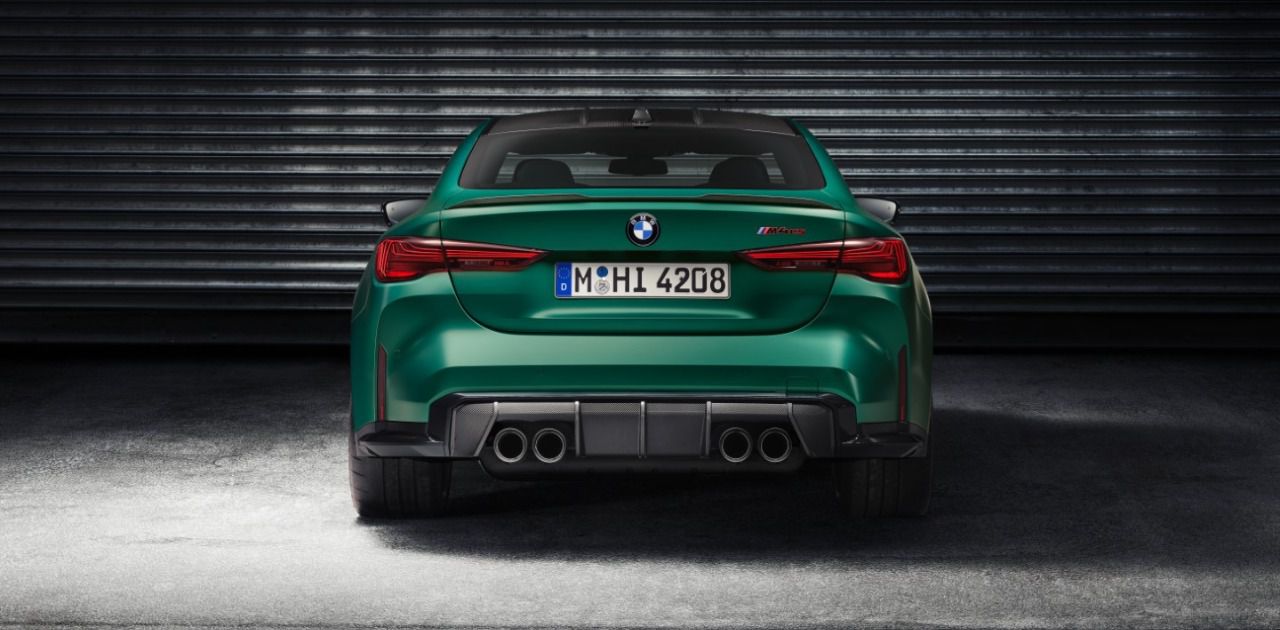 Vista posterior del parachoques trasero integrando detalles especiales de la variante