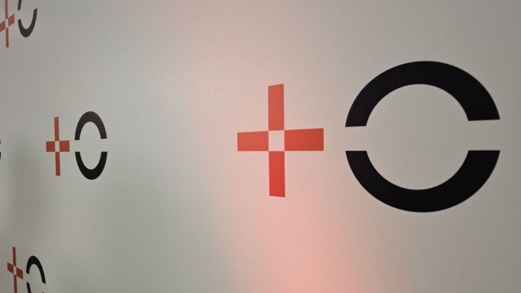 Los sindicatos se enfrentan con la dirección de MasOrange en el arranque de las negociaciones del ERE por los despidos forzosos