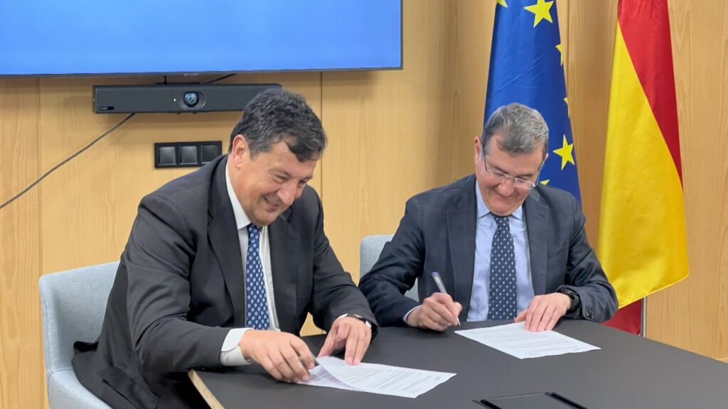 Ametic y AEEN firman un acuerdo para impulsar un Pacto de Estado por la educación