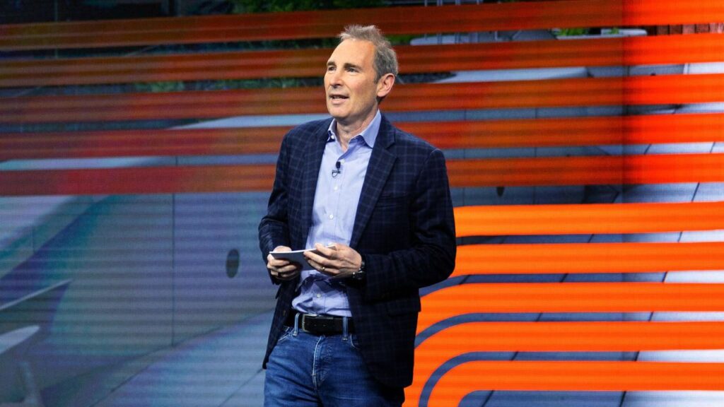 Jassy marca el futuro de Amazon en su carta anual e insta a operar como "la startup más grande del mundo"