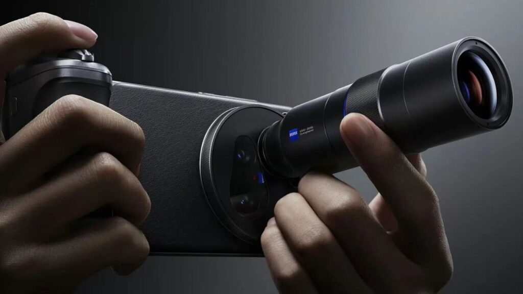 Vivo X200 Ultra, el móvil con lente extraíble que quiere borrar la línea entre smartphone y cámara profesional