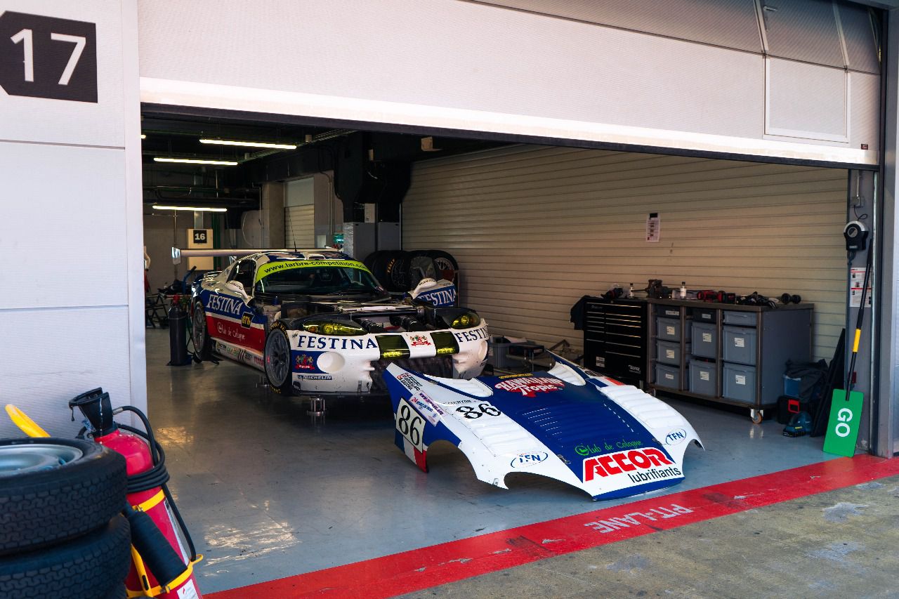 DODGE VIPER GTS-R (AUTOR: PAU MESAS)