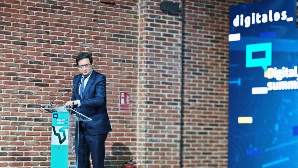 El Gobierno pide una norma europea para verificar la edad para acceder a redes sociales