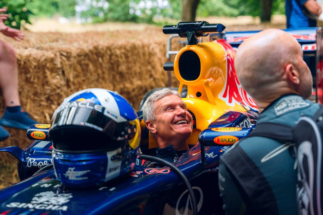 David Coulthard en la salida de la HillClimb (Autor: Jorge El Busto)