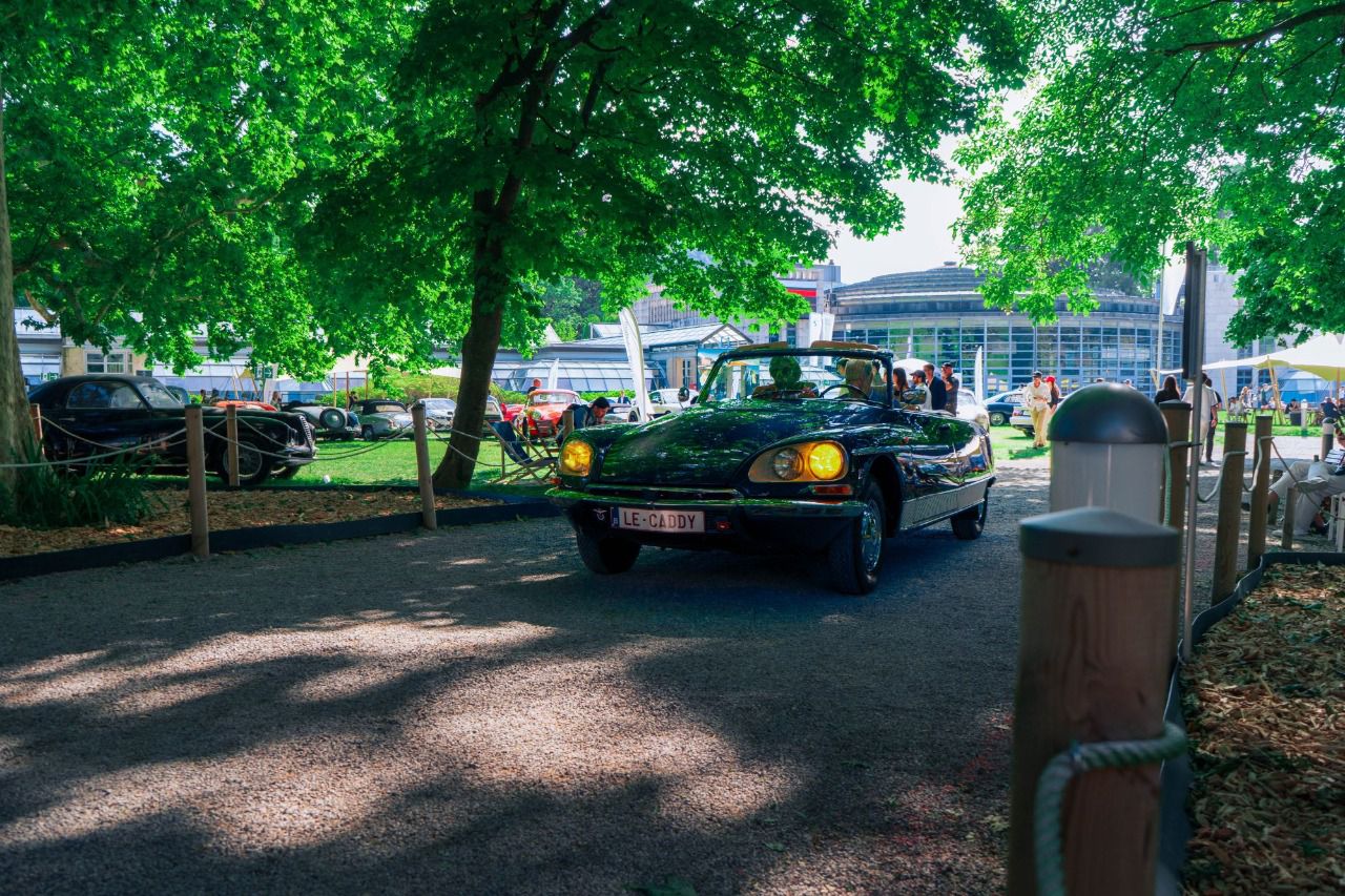 DS LE CADDY ACCEDIENDO A LA PARADE DEL CONCOURS D'ELEGANCE VILLA D'ESTE