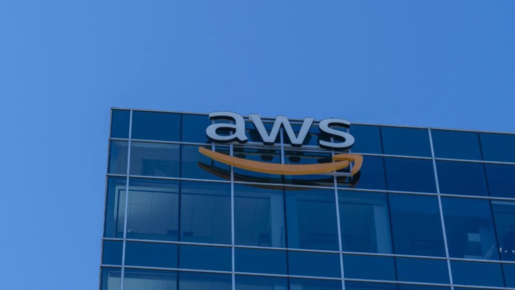 AWS refuerza su apuesta por la IA agéntica con nuevas herramientas para desarrolladores y empresas