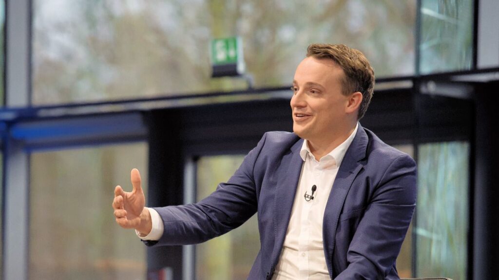 Klein (SAP) cuestiona el modelo de inversión masiva en centros de datos para la IA en Europa