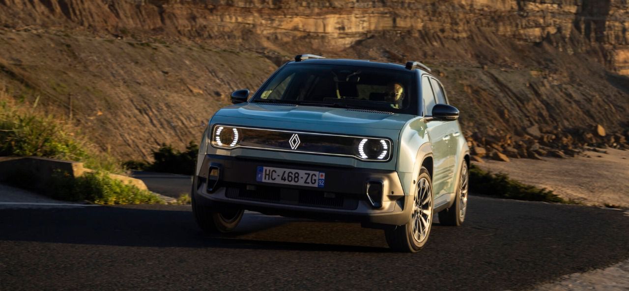 Frontal del Renault 4 E-Tech