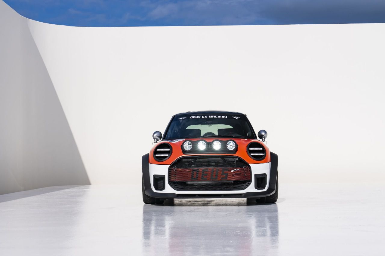 Frontal de The Machina