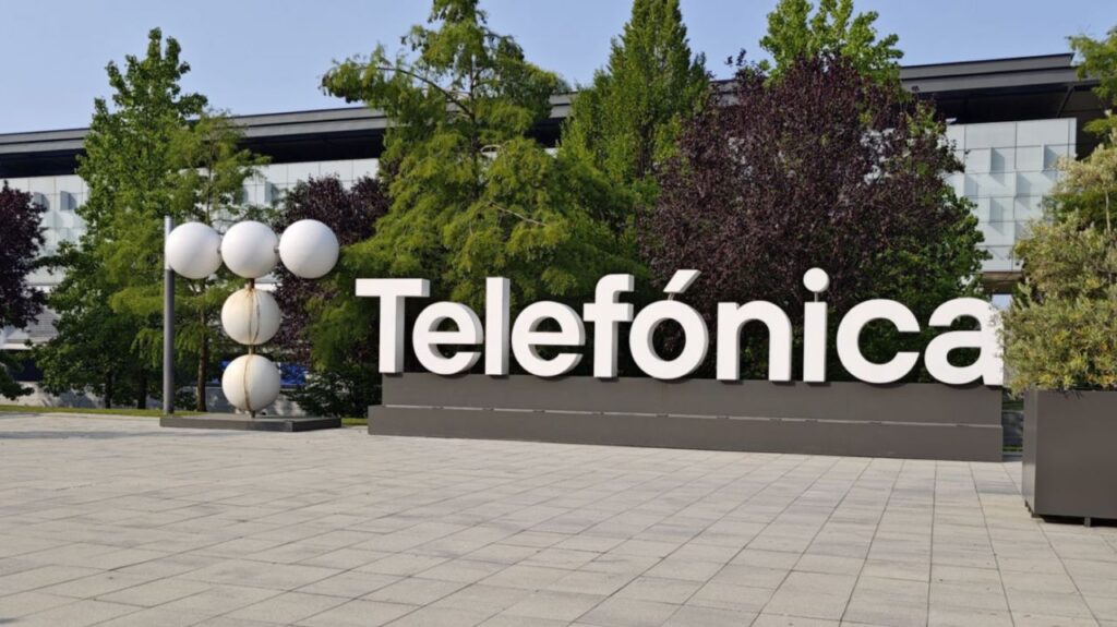 Telefónica arranca 2025 con una caída del 2,9% en su facturación y pérdidas millonarias por la progresiva salida de Hispanoamérica
