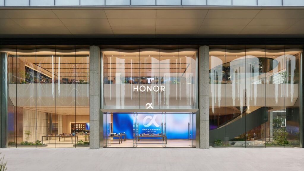 Honor abre su primera tienda insignia global ALPHA, un centro dedicado a la inteligencia artificial aplicada a la vida cotidiana