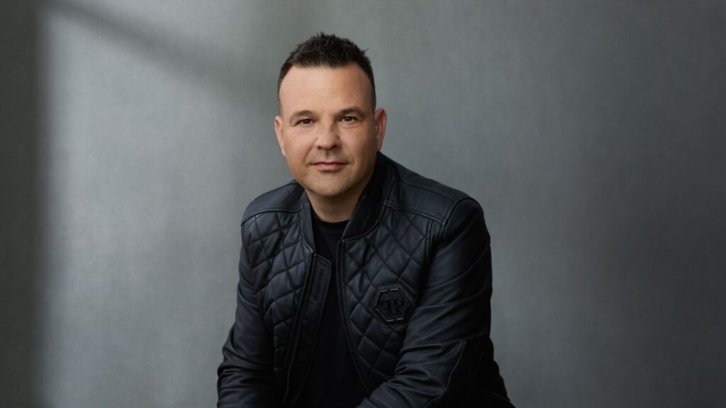 Claves y planes de José Elías para entrar en el negocio de las telecomunicaciones